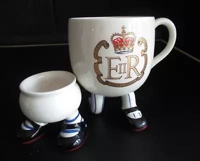 Buy Carlton Ware Silver Jubilee Kneeling Cup + Egg Cup • 18£