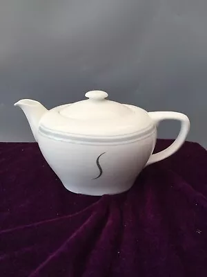 Buy Royal Doulton The Savoy Tea Pot 1988 • 29.99£