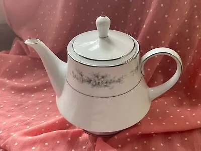 Buy Noritake Melissa Teapot With Lid • 35£
