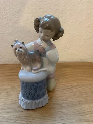 Buy Lladro 6635 My Pretty Puppy Figurine Girl Grooming Her Dog • 30£