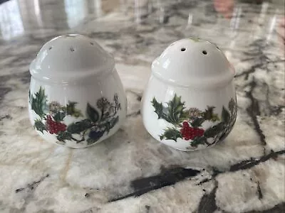 Buy Portmeirion Holly And Ivy - Christmas Salt And Pepper Pots • 15£