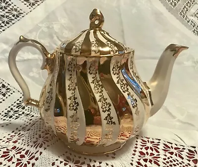 Buy Vintage Sadler Gold & Cream Floral Swirl Teapot. • 11.99£