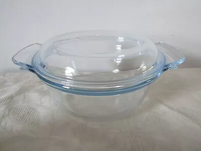 Buy Pyrex Modern Glass Casserole Dish & Lid Bowl 18cm Diameter • 9.99£