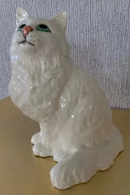 Buy BESWICK CAT  PERSIAN SEATED LOOKING UP LARGE No. 1867 WHITE GLOSS PERFECT • 29.99£