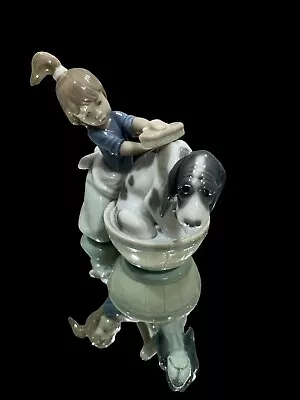 Buy Lladro Figurine Bashful Bather # 5455  Girl Bathing Washing Dog • 55£