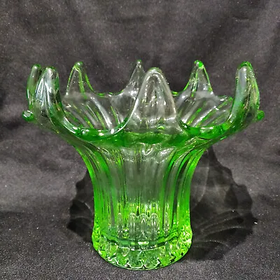 Buy Vintage Green Glass Sowerby Lily Flowers Glass Vase Pat 2305  • 25£