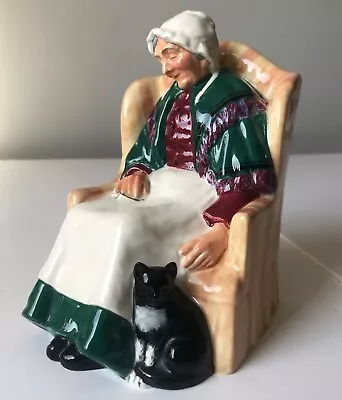 Buy Vintage Royal Doulton Figurine “FORTY WINKS” HN1974 ~ Old Lady With Her Cat • 25£