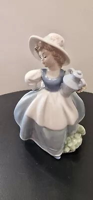 Buy NAO By Lladro   GIRL WITH MILK CHURN  Country Maiden - Dated 1985 - Excellent • 25£