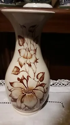 Buy Kingston Pottery Hull Made In England Vase • 9£