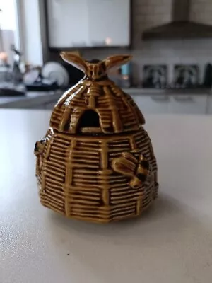 Buy Vintage Wilson & Puroy  Devon Pottery Bee Hive Honey Pot Storage Jar 11cm High • 4.95£