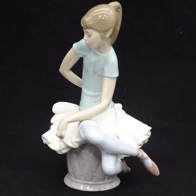Buy Lladro 1361 Ballet Blue Julia Porcelain Figurine • 40£