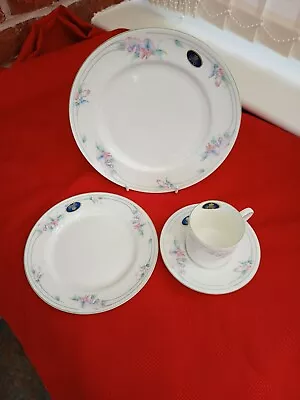 Buy Ansley Bone China Little Sweetheart Set Tro Can Set & 21cm S/plate (4 One Price) • 5.99£