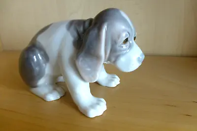 Buy Lladro Beagle  Sitting Puppy Dog • 18.50£