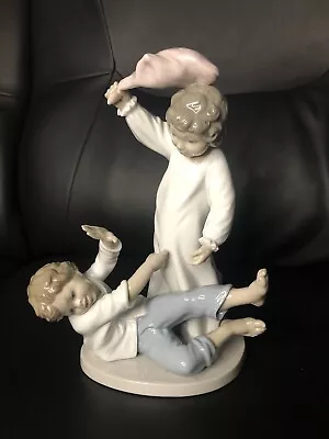 Buy Vintage Retired Nao By Lladro   Pillow Fight Figure 281 Daisa 1981 Stunning Vgc • 30£