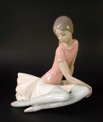 Buy LLADRO #1357 Sitting Shelley Pink Ballerina Porcelain Figurine • 66.40£