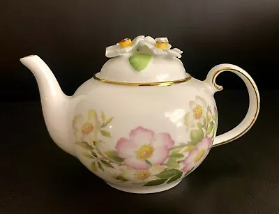 Buy Royale Stratford Country Cottage Teapot Collection  Chrysanthemums Briar Roses • 81.56£
