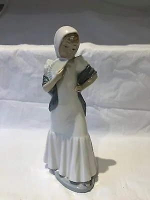 Buy Vintage Lladro Dao Figurine Girl With Fan, Daisa 1980, Perfect Condition • 24£
