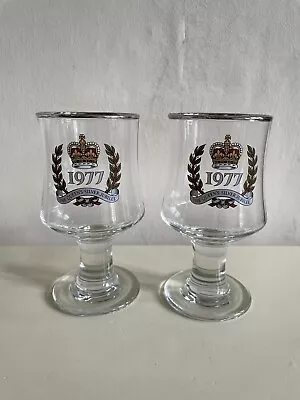 Buy Pair Of Queen Elizabeth II Silver Jubilee 1977 Royal Commemorative Glasses • 8.50£