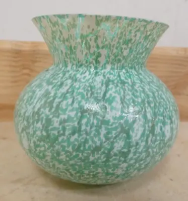 Buy Royal Brierley Studio Glass 3  Globe Vase Green & White  (Had) • 4.99£