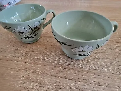 Buy 2 Wedgwood Green Aster Tea Cups Excellent Condition • 6.50£