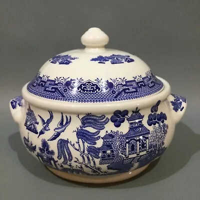 Buy Churchill China Blue & White Willow Pattern Covered Veg Dish / Serving Dish • 24.95£