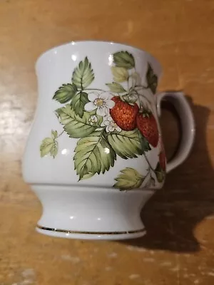 Buy Queens Virginia Strawberry Tea Coffee Mug 9 Cm High Set Gold Rim • 8£