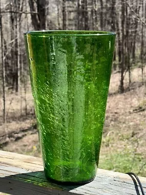Buy Blenko 366L Jungle Green Glass Bucket Vase • 120.64£