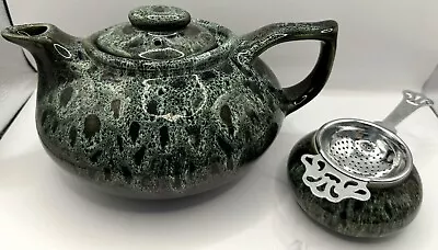 Buy  Fosters Pottery Honeycomb Green Drip Glaze Teapot And Tea Strainer Cornwall • 17.99£