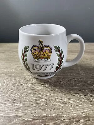 Buy Queen Elizabeth 2 II Silver Jubilee 1952 - 1977 Commemorative Mug • 10.99£
