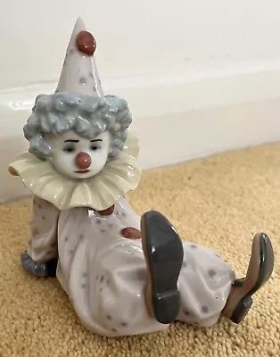 Buy Lladro Figurine Tired Friend Seated Clown 5812. Excellent Condition. • 35£