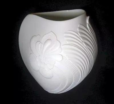 Buy Vintage German White Kaiser Manfred Frey Porcelain Vase • 14.99£