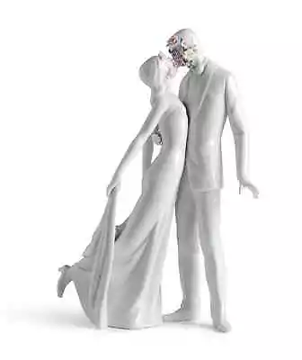 Buy Lladro,  Love 1 Couple Blossoms,  #7231, Bridal Figurine, Brand New, Mint & Box • 647.32£