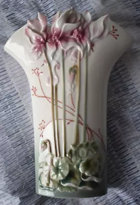 Buy Mint Condition Franz Enchanted Gardens Cyclamen Charm Fan Vase 26cm High FZ00715 • 89.99£