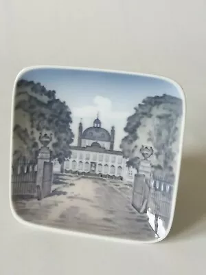 Buy Vintage Royal Copenhagen 'Fredensborg Slot' Porcelain Trinket Dish  • 4£
