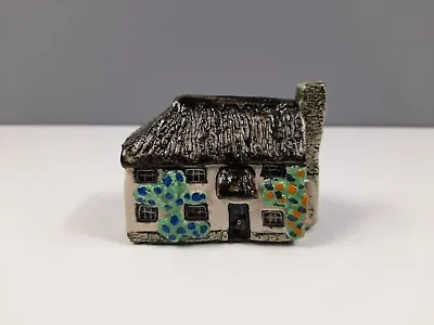 Buy Tey Pottery Miniature Cottage - No 32 Cob Cottage • 4£