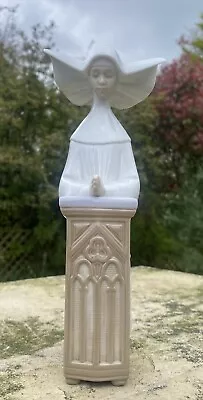 Buy Lladro Figurine ‘ Meditating Kneeling Nun’ #5502 • 35£
