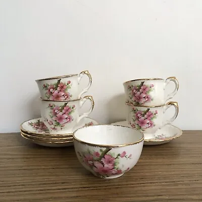 Buy Vintage Kitsch Floral Miniature Childs Teaset. 4 Cups , Saucers & Sugar Bowl. • 15£