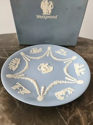 Buy Vintage WEDGWOOD CREAM COLOR On BLUE JASPERWARE CUPID CHERUB  SERVING PLATE 9 In • 19.99£