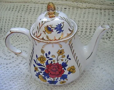Buy Vintage Arthur Wood Teapot Floral And Gilt Chatsworth 3-4 Cup - Pat No 5452 • 17.99£