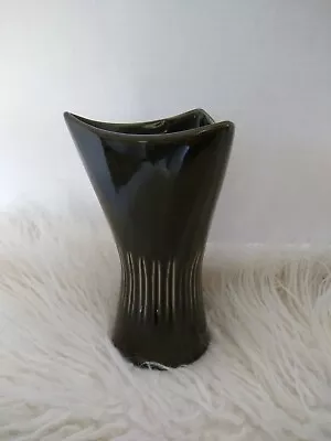 Buy Vintage 1960s MCM Dartmouth Pottery Tricorn Vase #256. Dark Moss Green • 19.16£