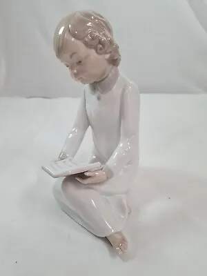 Buy Charming Lladro Nao Figure Boy Reading Figurine  • 10£