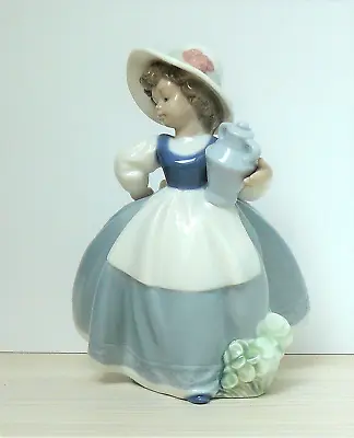 Buy NAO By Lladro   GIRL WITH MILK CHURN  Country Maiden - Dated 1985 - Excellent • 23.75£