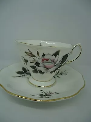 Buy Royal Albert Queens Messenger Tea Cup & Saucer Bone China 1st Quality British  • 15.99£