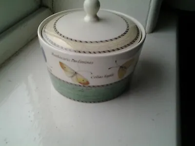 Buy Wedgewood Sarah's Garden Green Butterfly Sugar Bowl • 79£