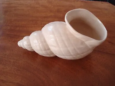 Buy Vintage Shorter And Son Shell Shaped Cream Coloured Vase 317 Approx. 7  Long • 14£