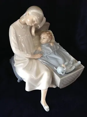 Buy Lladro NAO 'The Cradle' Retired, Daisa 1977. 26cm. Perfect Condition!  • 129£