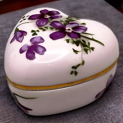 Buy VTG  HAMMERSLEY  Bone China Porcelain Victorian 💜 Violets Heart Trinket Box • 13.26£