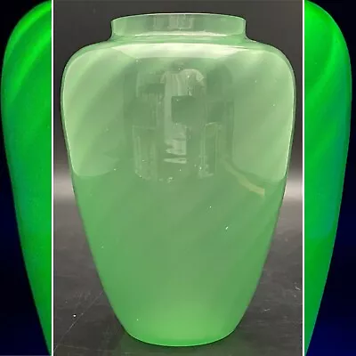 Buy Carder Steuben Uranium Spiral Ribbed Green Jade 6215 Jade Vase Made In USA 6.5 T • 210.99£