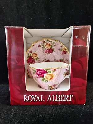 Buy Lovely Boxed Royal Albert Old Country Roses Tea Cup & Saucer  Dusky Pink Lace  • 28£