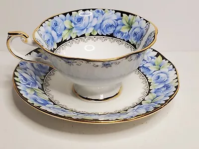 Buy Queen's Bone China Elizabeth Rose - Staffordshire Tea Cup & Saucer • 21.71£